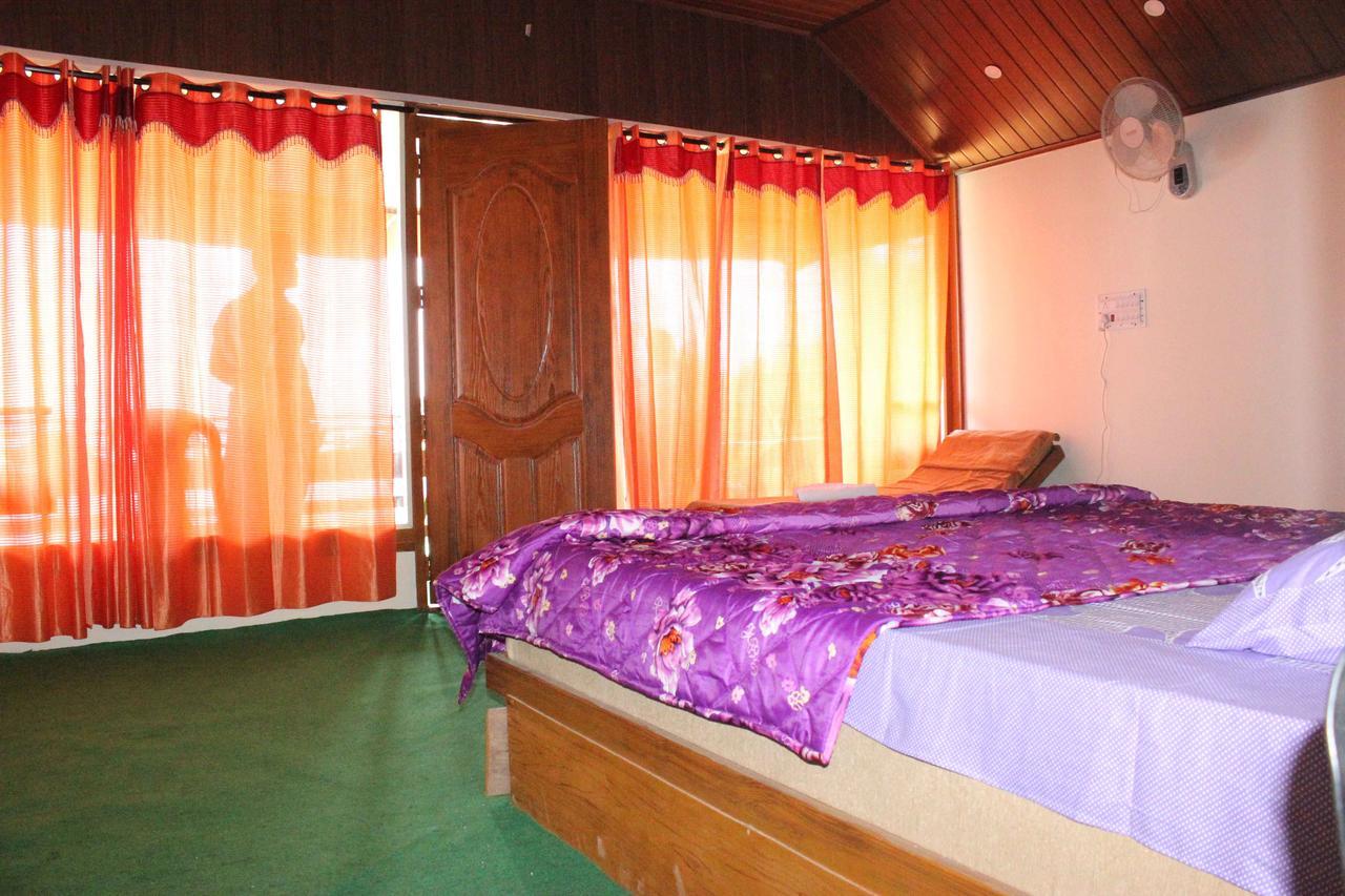 Vythiri Hills Hotel ภายนอก รูปภาพ